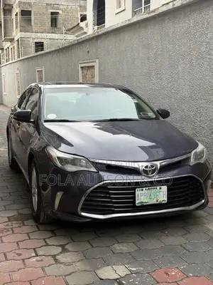 Toyota Avalon XLE 4dr Sedan (3.5L 6cyl 6A) 2014 Blue