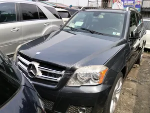 Mercedes-Benz GLK-Class 2010 Gray