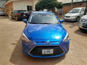 Toyota Yaris 2019 Blue