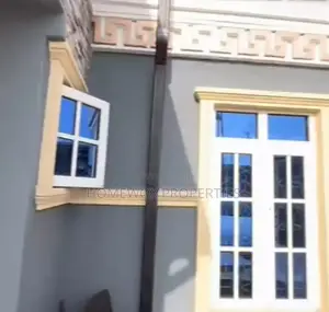 4bdrm Bungalow in Obio-Akpor for sale