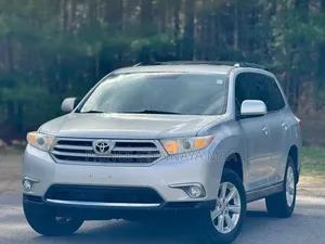 Toyota Highlander 2012 Silver