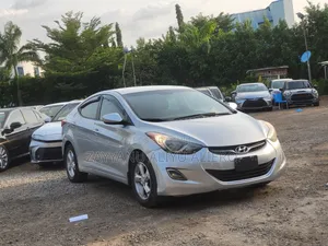 Hyundai Elantra 2011 Silver