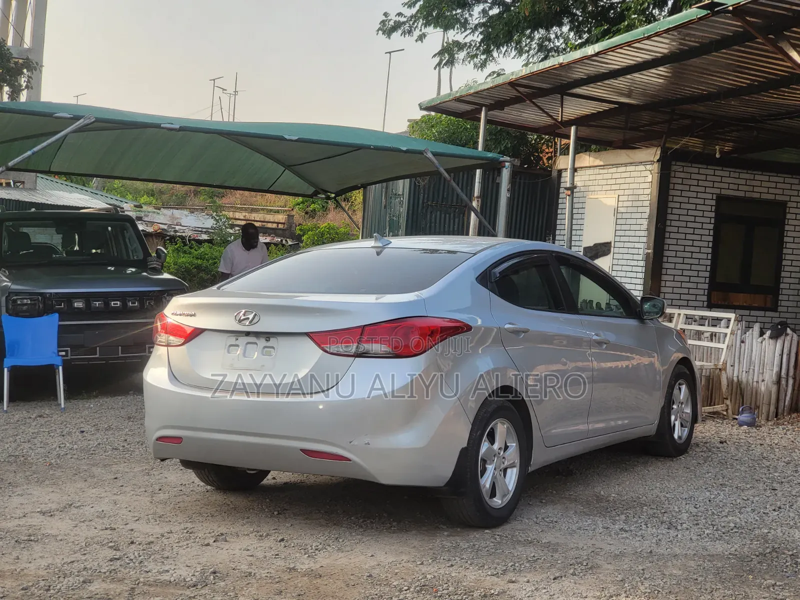 Hyundai Elantra 2011 Silver