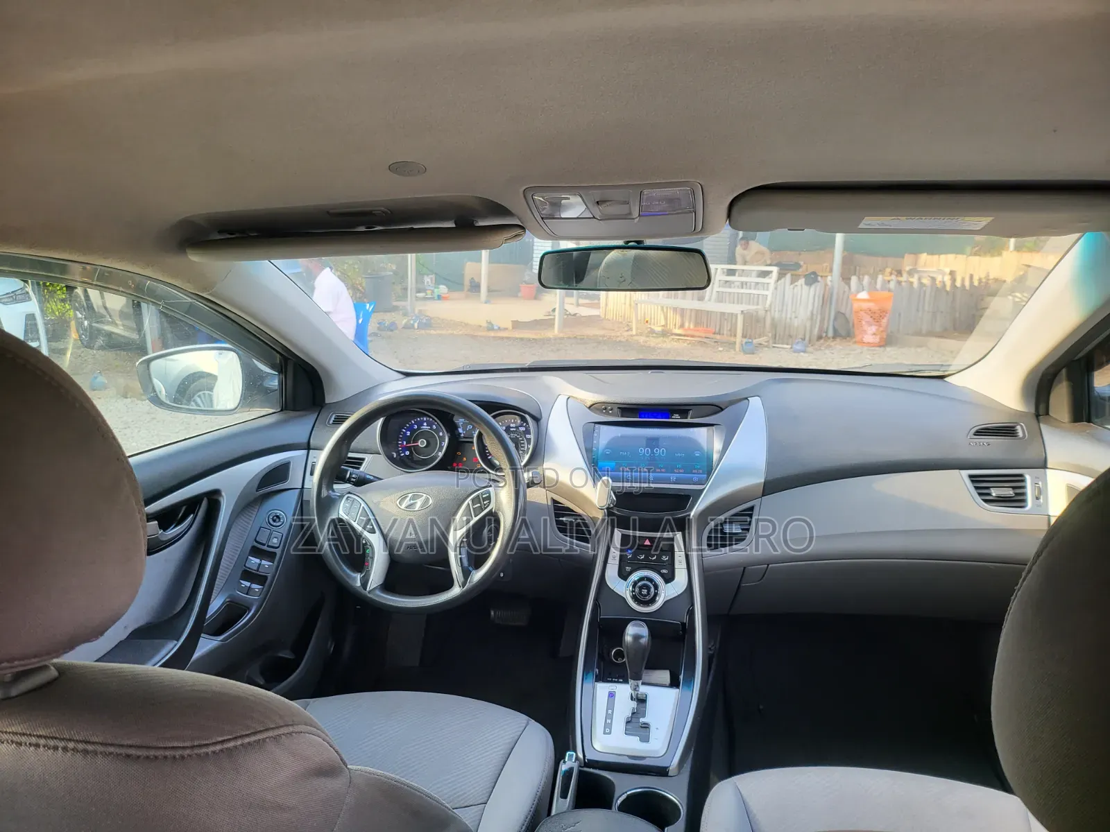 Hyundai Elantra 2011 Silver