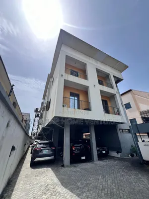 1bdrm Apartment in Lekki Phase One for rent