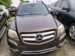 Mercedes-Benz GLK-Class 2015 Brown