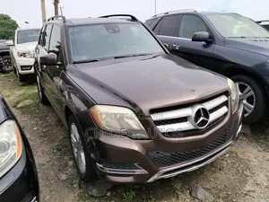 Mercedes-Benz GLK-Class 2015 Brown