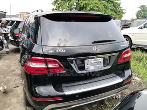 Mercedes-Benz M Class 2013 Black