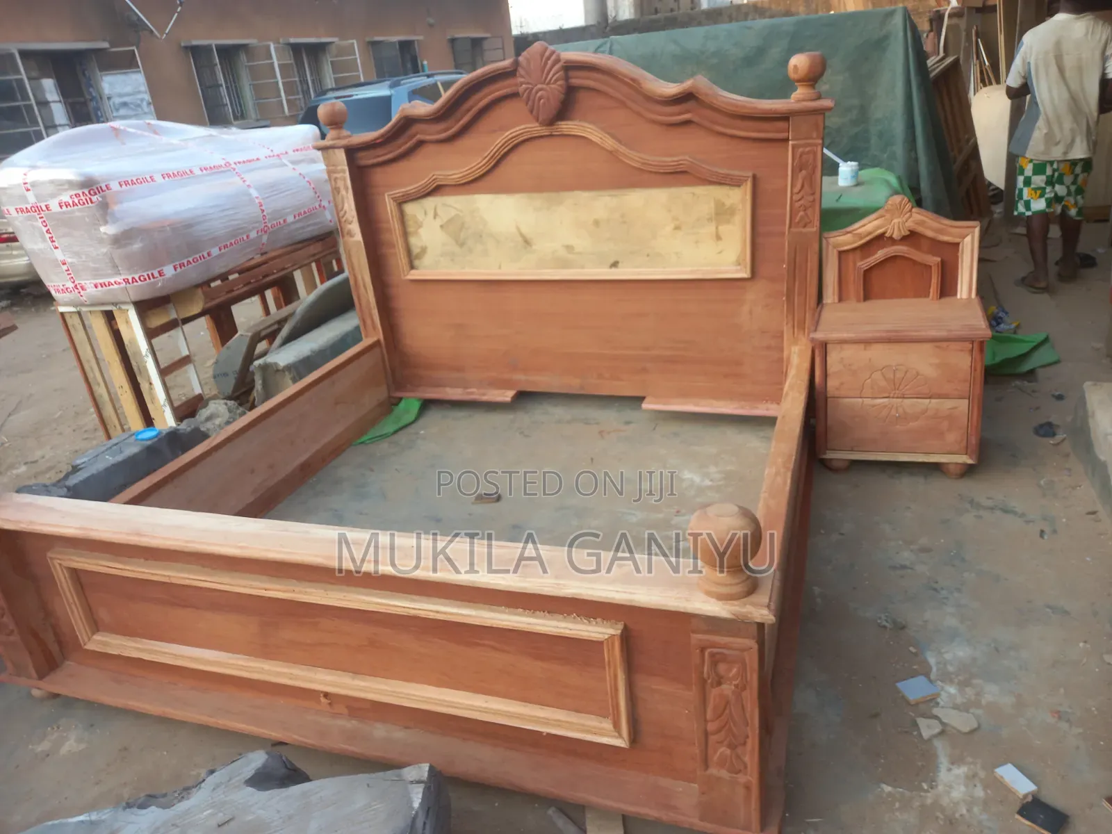 Bed, Doors, Table,