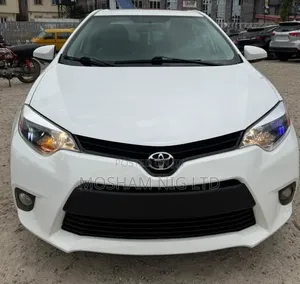 Toyota Corolla 2016 White