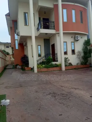 Furnished 5bdrm Duplex in Magodo Gra for sale