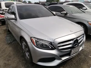 Mercedes-Benz C300 2017 Silver