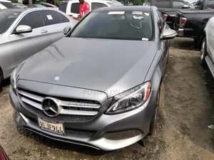 Mercedes-Benz C300 2016 Gray
