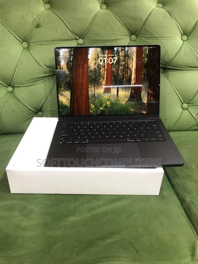Laptop Apple MacBook Pro 2024 M4 Max 36GB Apple M4 Max SSD 1T