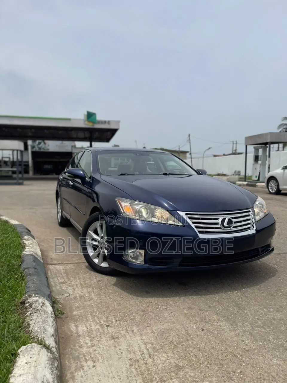 Lexus ES 2012 Blue