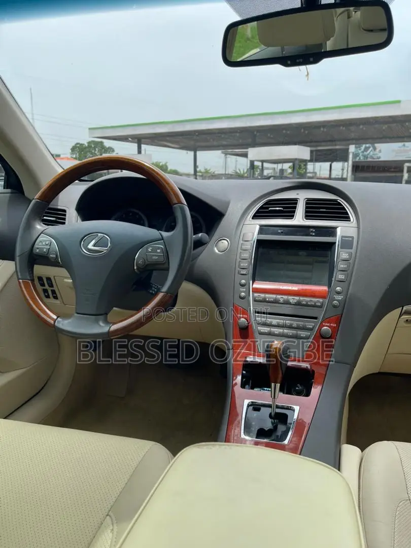 Lexus ES 2012 Blue