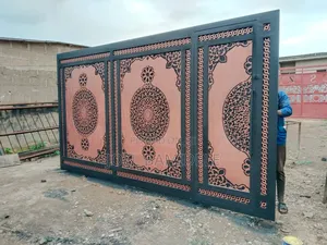 Sliding Gate - Royal Luxury Design