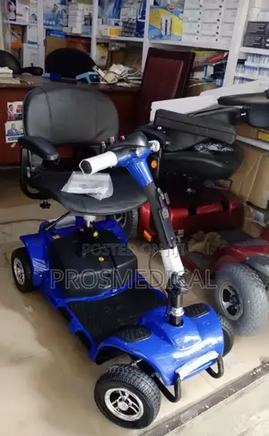Electric/Power Wheelchair/Motorized Wheelchair