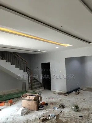 4bdrm Duplex in Steve Crown Street, for rent
