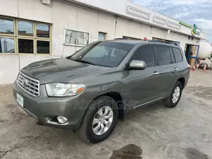 Toyota Highlander V6 2009 Green