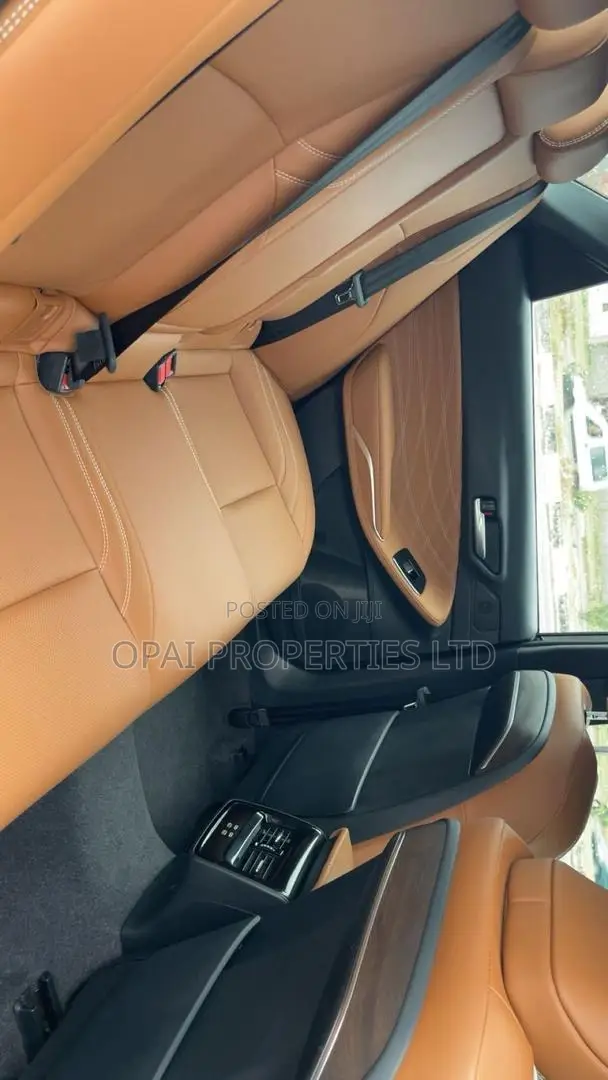 New Toyota Avalon 2025 Black