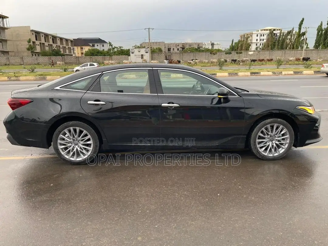 New Toyota Avalon 2025 Black