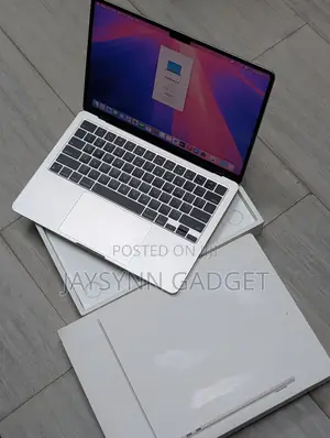 Laptop Apple MacBook Air 2023 M2 8GB Apple M2 SSD 512GB