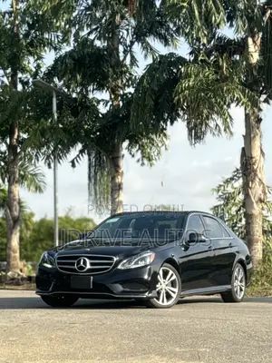 Mercedes-Benz E350 Base 4Matic Sedan AWD (3.5L 6cyl 7A) 2015 Black