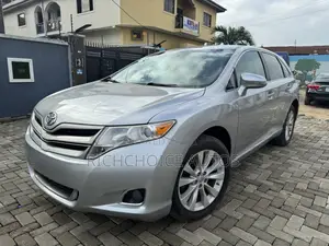 Toyota Venza LE 4dr Wagon (2.7L 4cyl 6A) 2015 Silver