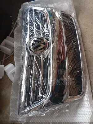Front Grill Touareg 2008