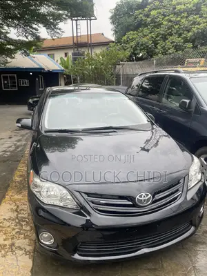Toyota Corolla 2011 Black