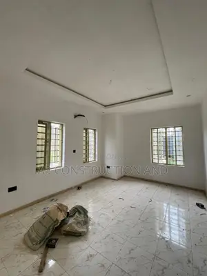 3bdrm Block of Flats in Kolapor Ishola Gra, Akobo for rent