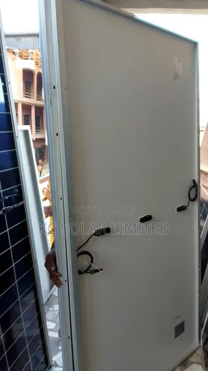 650w Half-Cut Solar Jinko Panel