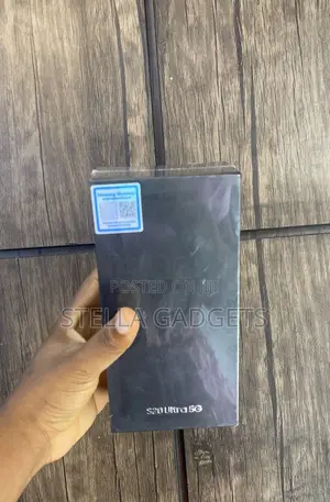 New Samsung Galaxy S20 Ultra 5G 128 GB Gray