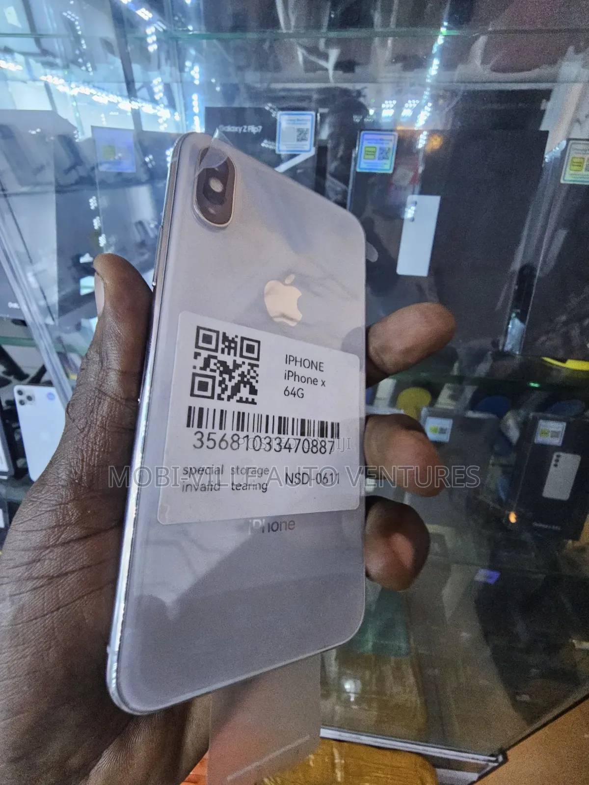 Apple iPhone X 64 GB White