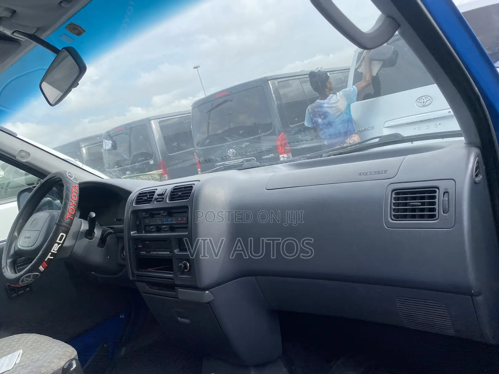 Toyota HiAce 2007 Blue