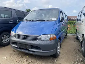 Toyota HiAce 2007 Blue