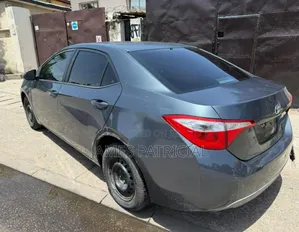 Toyota Corolla 2016 Gray