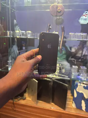 Apple iPhone XR 64 GB Black
