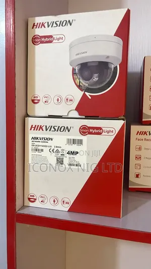 Waterproof /Vandalproof Smart 4mp Ip Camera Indoor Poe With Audio