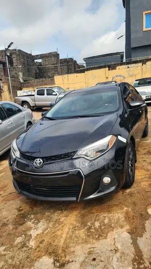 Toyota Corolla 2016 Black