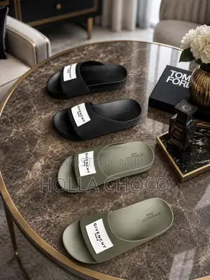 Givenchy Palm