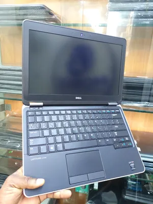 Laptop Dell Latitude E7240 8GB Intel Core i3 SSD 256GB
