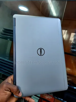 Laptop Dell Latitude E7240 8GB Intel Core i3 SSD 256GB