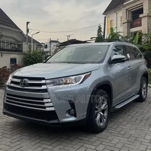 Toyota Highlander 2015 Silver