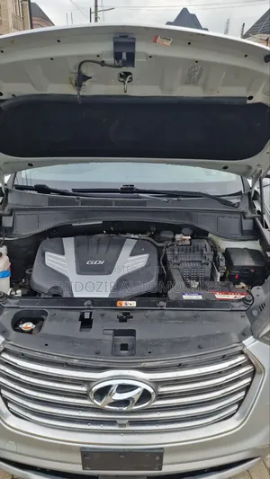 Hyundai Santa Fe Limited Ultimate AWD 2017 Silver