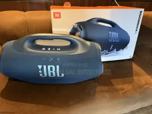JBL Boombox 4
