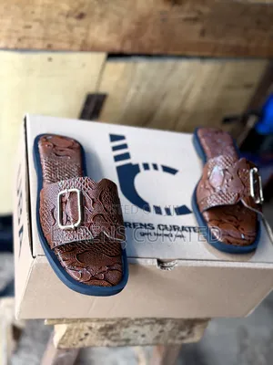 Premium Handmade Leather Footwear for Stylish Men Women