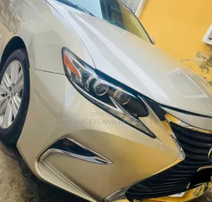 Lexus Es350