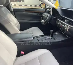 Lexus ES 2013 Silver